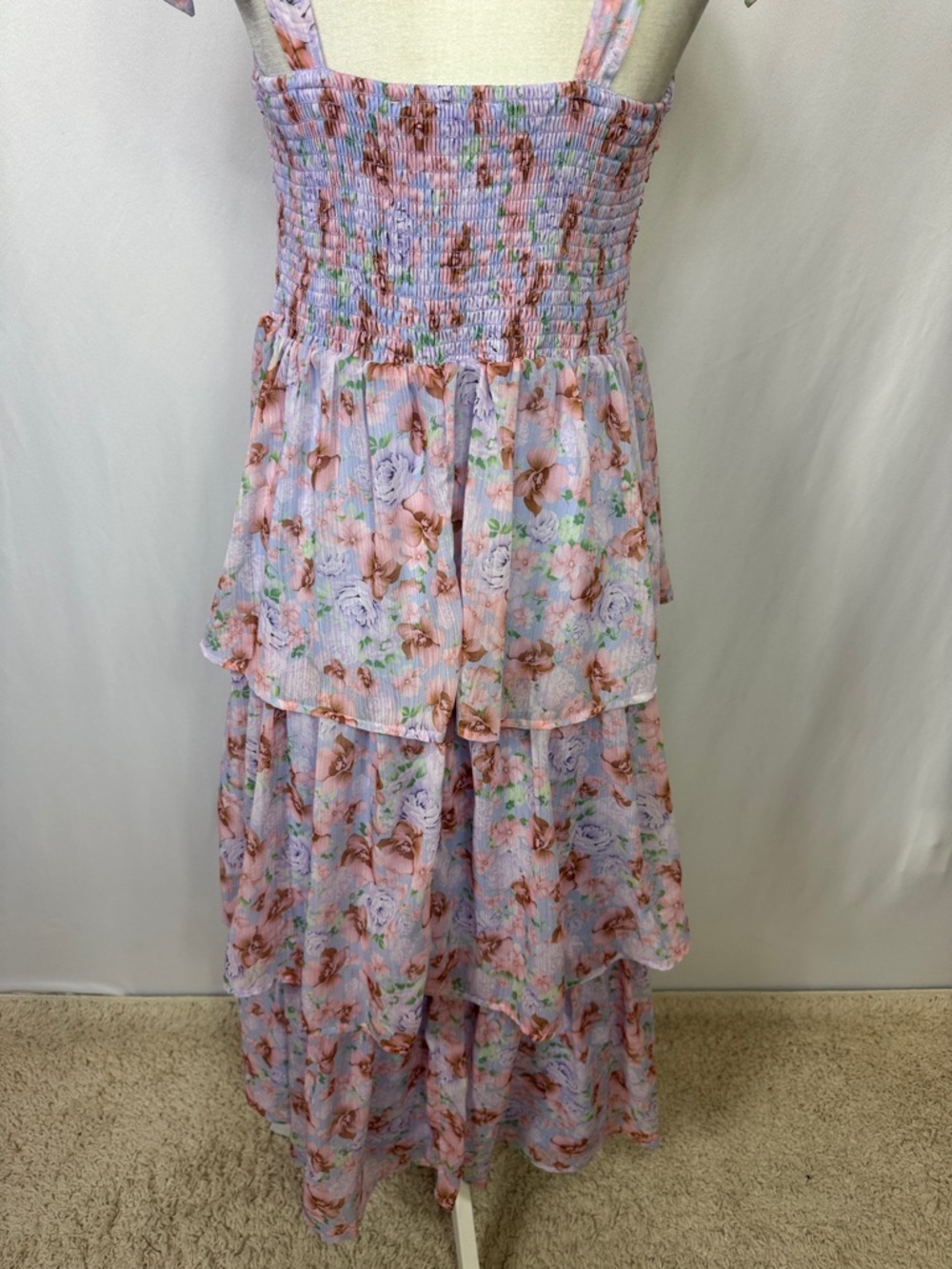 ASTR The Label Tiered Strap Sundress Size Medium Floral Purple New - Picture 10 of 13